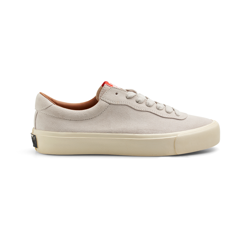 VM001-Lo Suede (White/White)