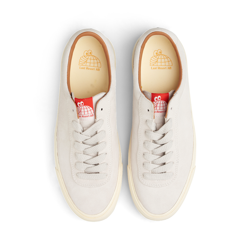 VM001-Lo Suede (White/White)