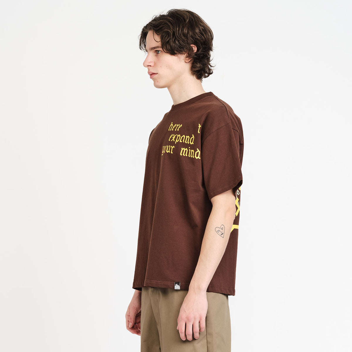 SS Tee - Peace Hands (Brown)