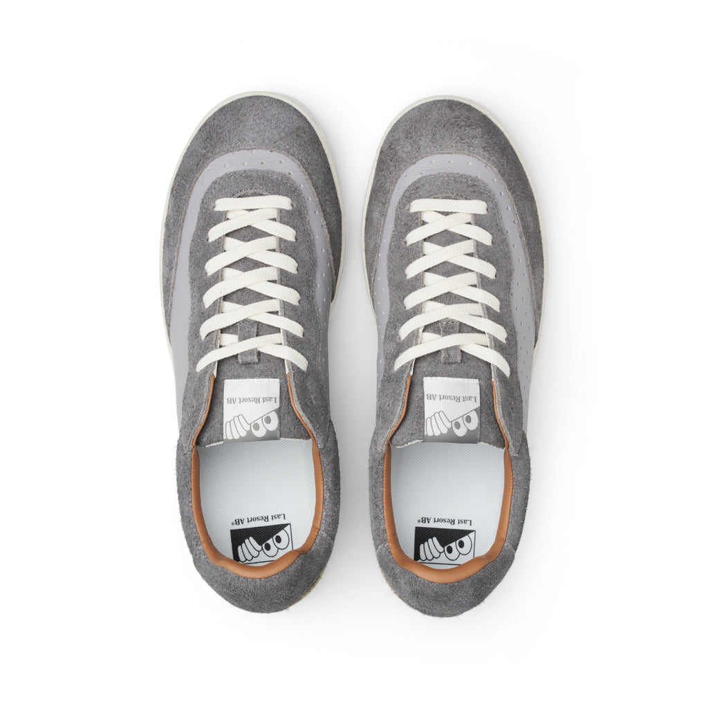 CM001 Perf Leather/Suede (Alloy Grey/White)