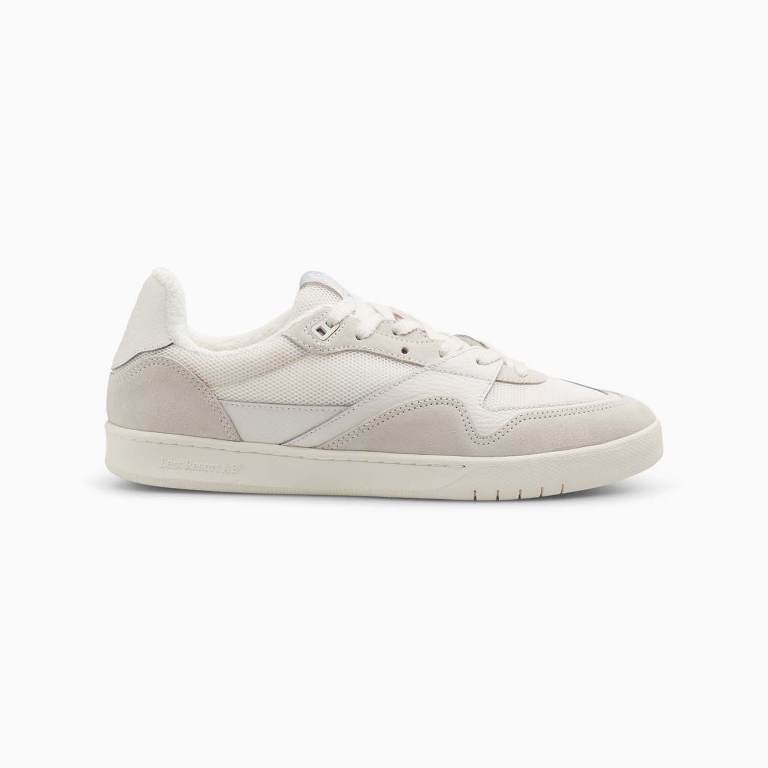 CM002-Lo Suede/Leather/Mesh (White/White)