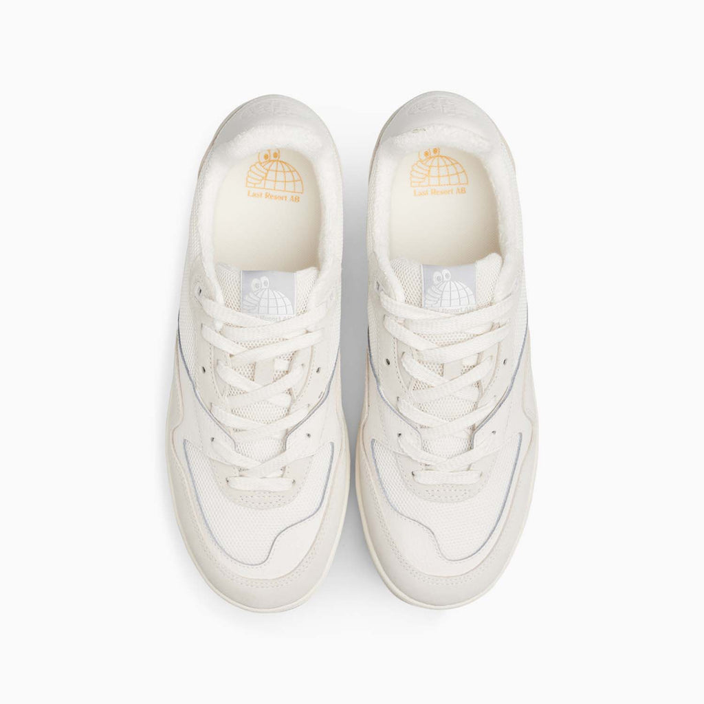 CM002-Lo Suede/Leather/Mesh (White/White)