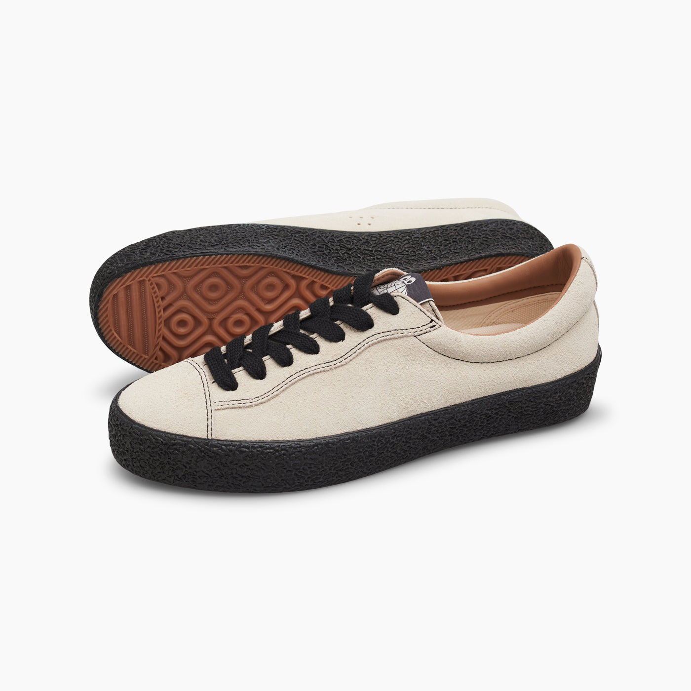 VM002 Suede (White/Black/Black)