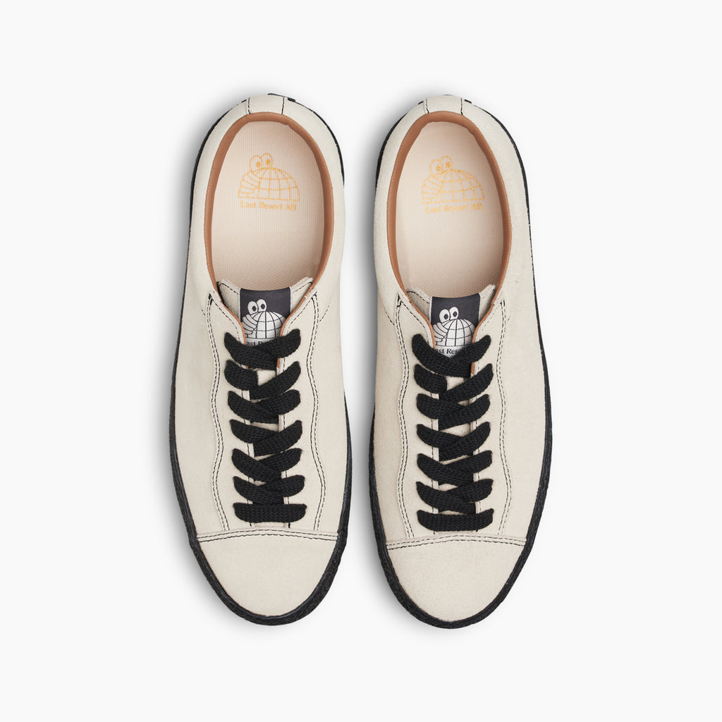 VM002 Suede (White/Black/Black)