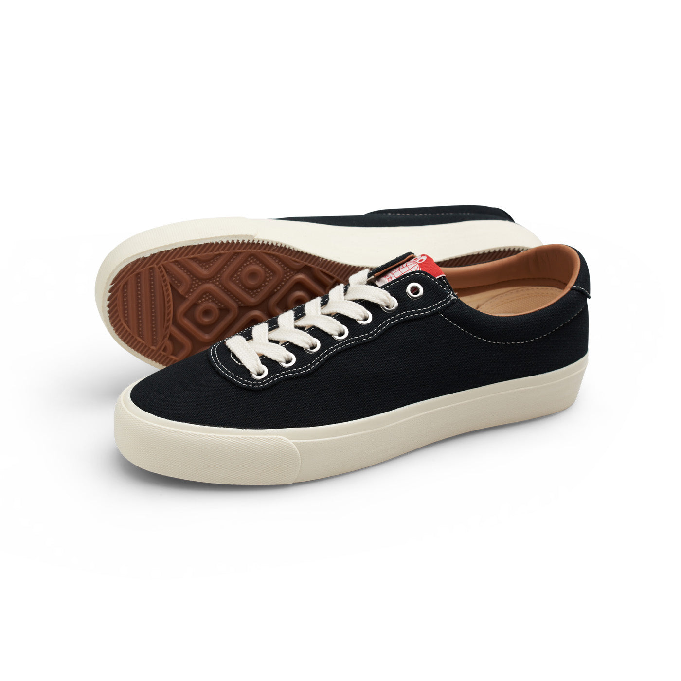 VM001-Lo Canvas (Black/White)