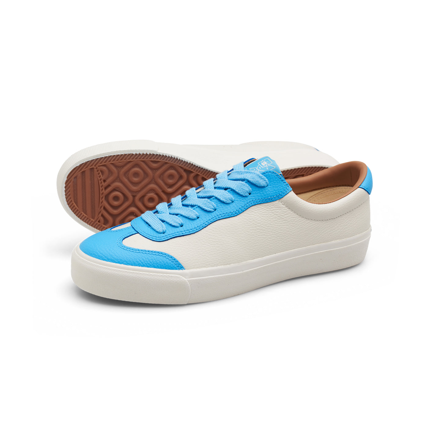 VM004-Milic Leather (Light Blue/White)