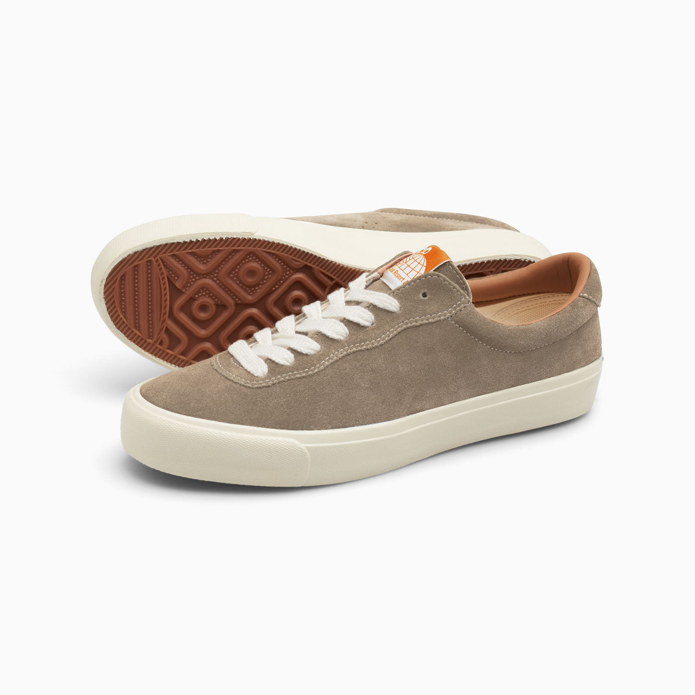 VM001-LO Suede (Sand/White)
