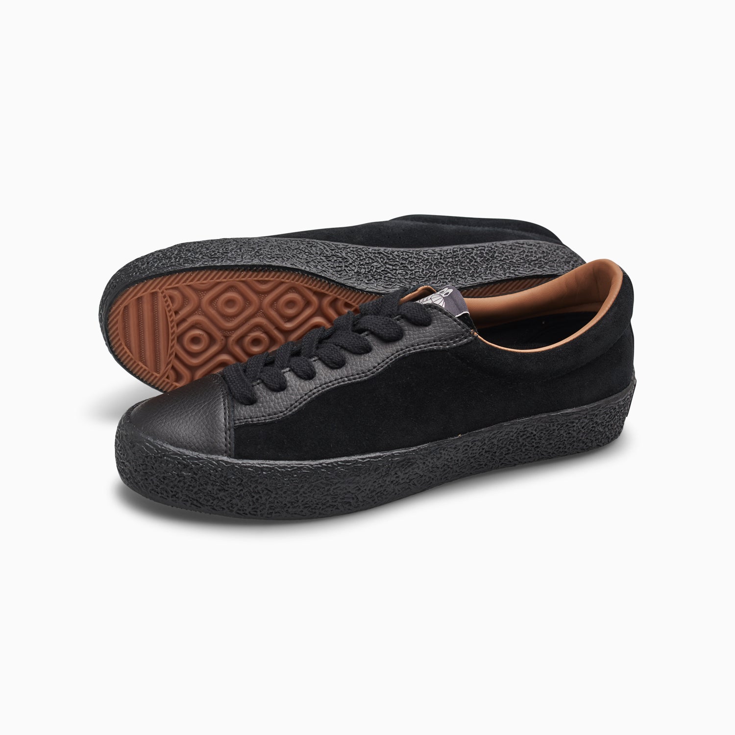 VM002 Suede Leather (Black/Black)