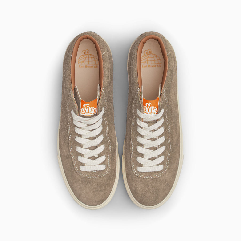 VM001-MID Suede (Sand/White)