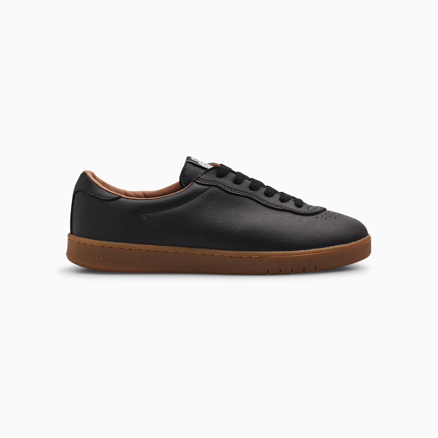 CM003 (Black/Gum)