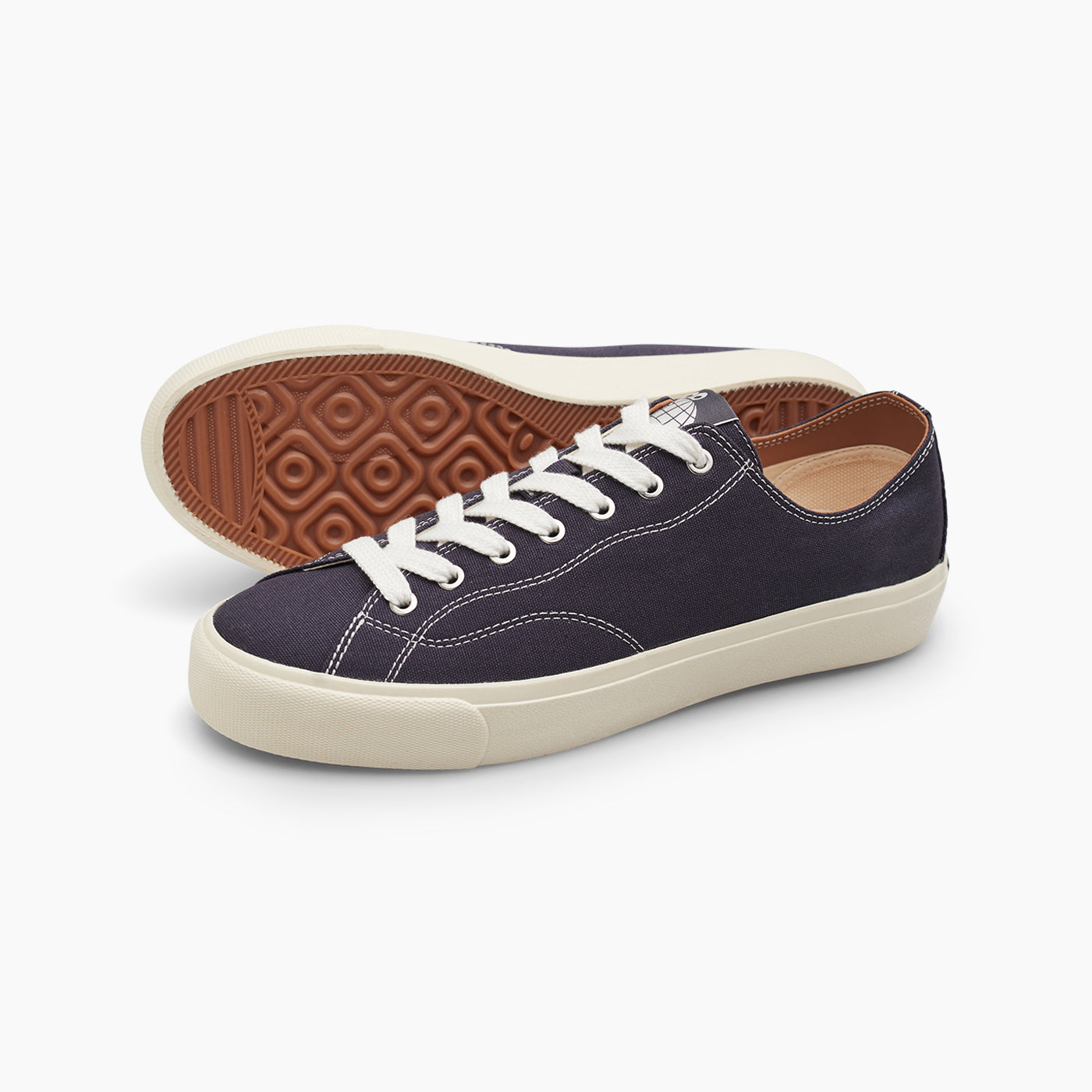 VM003-LO Canvas (Ebony/White)