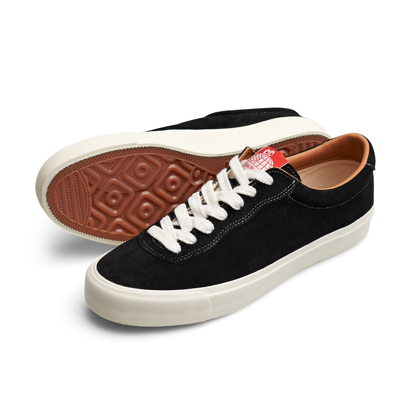 VM001 Suede LO (Black/White)
